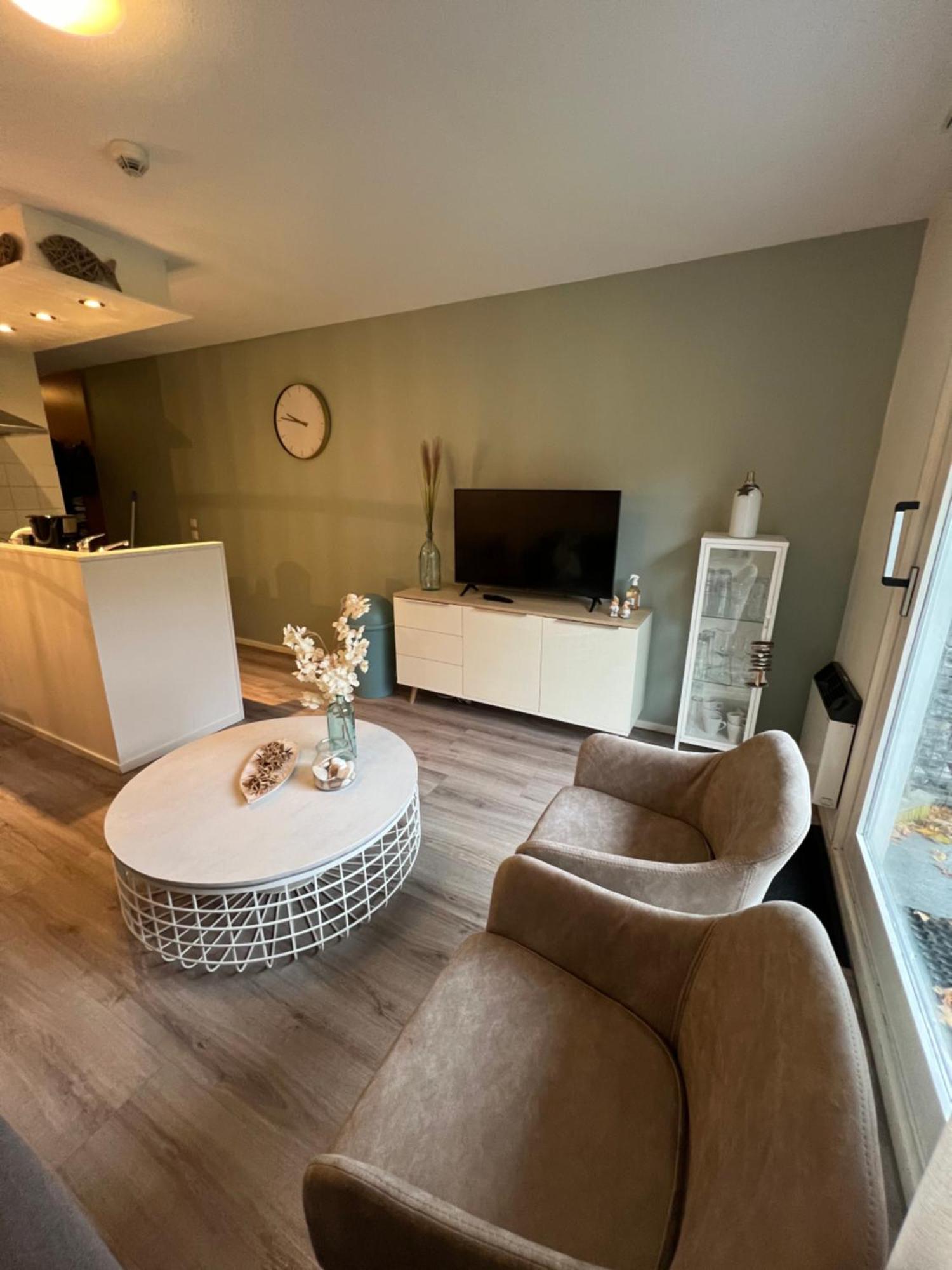 Appartement Noflik, Amelander Kaap Холлум Экстерьер фото